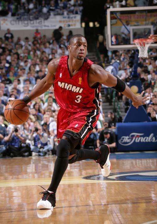 阴霾里杀回 阴霾里杀回