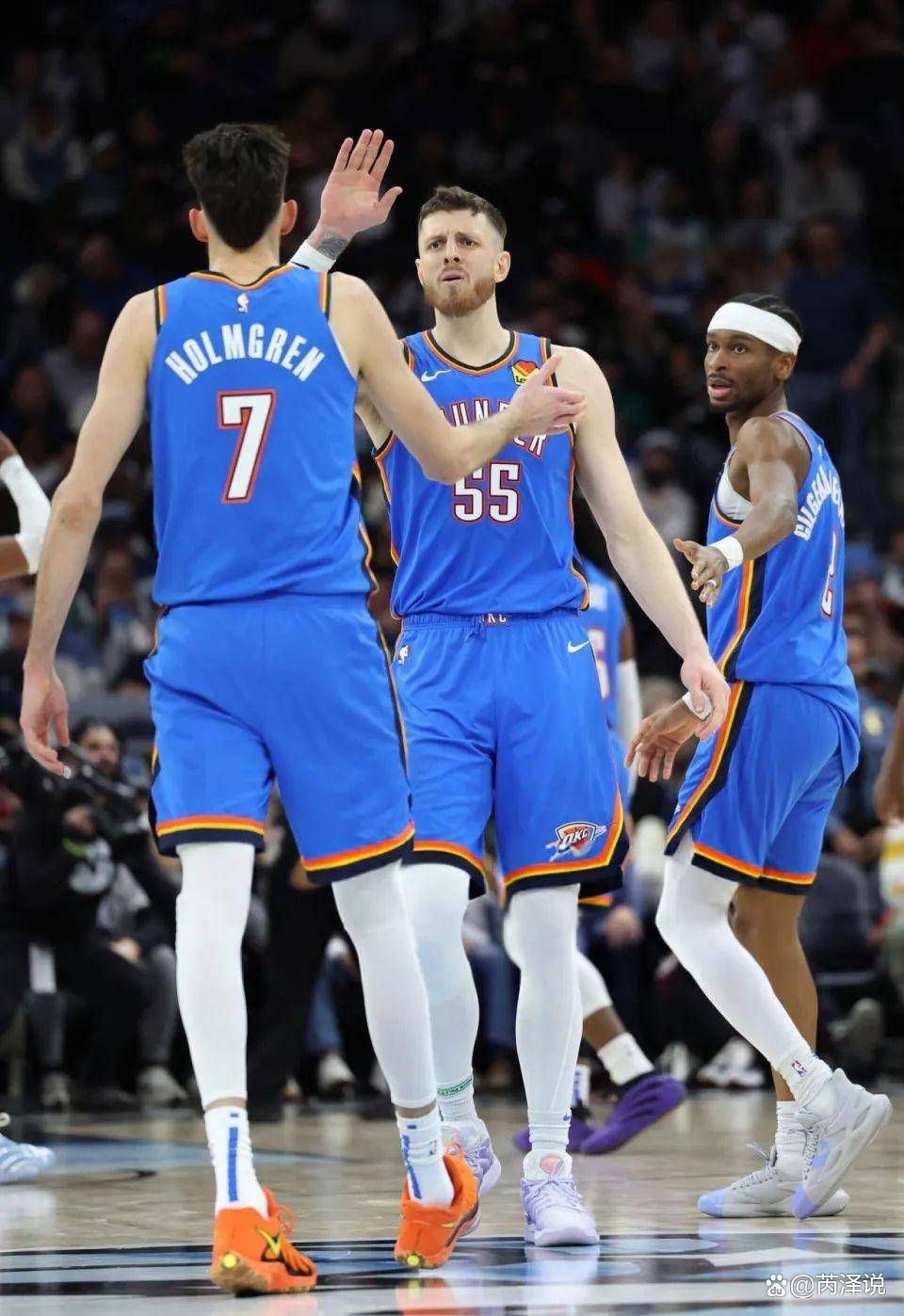 队持续跟进 队持续跟进